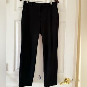 Ann Taylor curvy fit cropped pants size 2